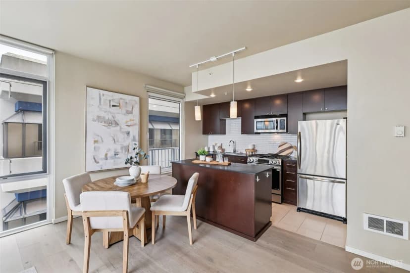 Property photo for 76 Cedar Street #s1005, Seattle photo 5