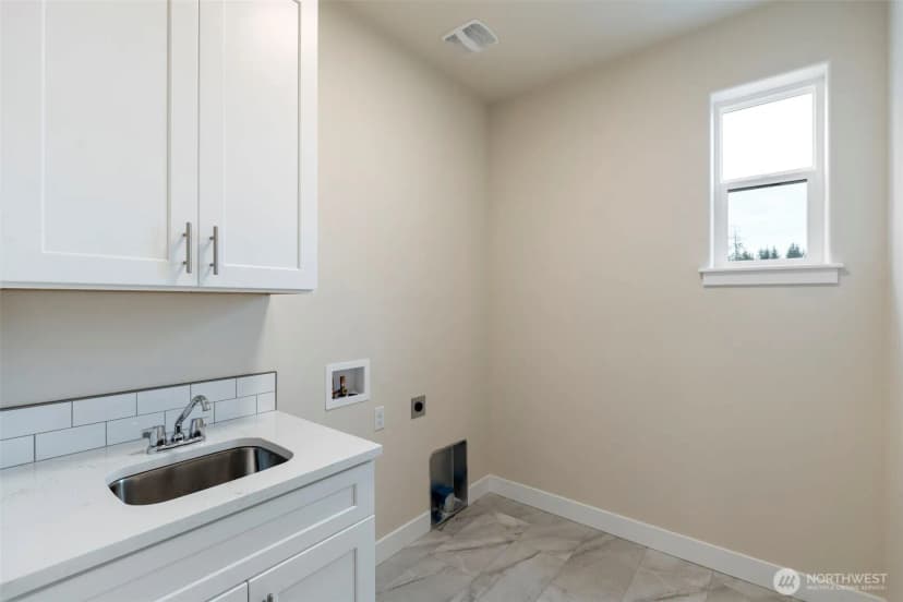 Property photo for 841 Barbara Lane #sw, Centralia photo 18