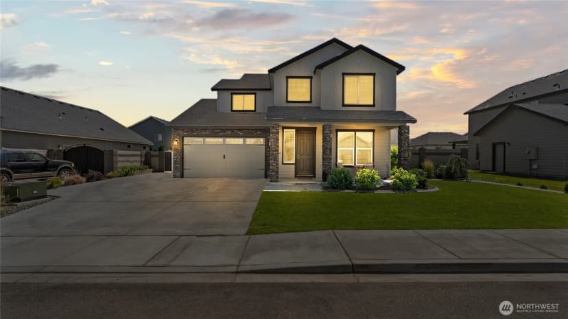 Property photo for 8215 Cardinal Peak St, West Richland photo 39