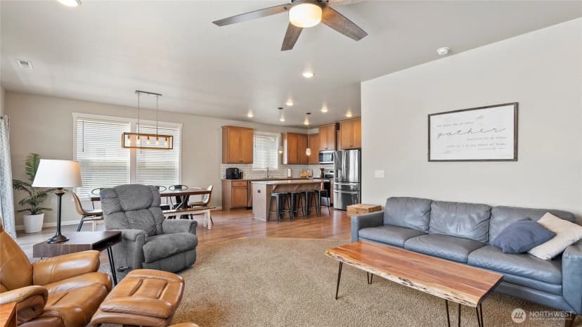 Property photo for 8215 Cardinal Peak St, West Richland photo 15