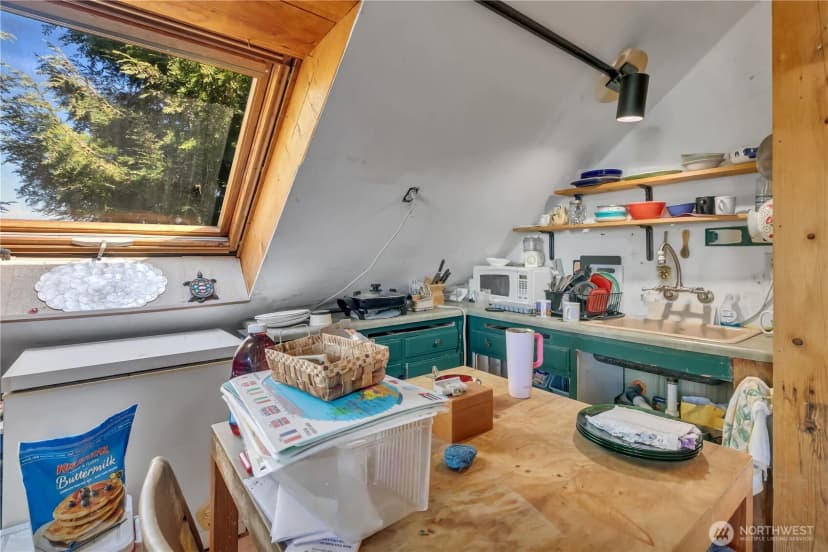 Property photo for 5003 S 46th Avenue, Seattle photo 12