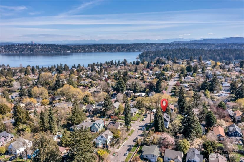 Property photo for 5003 S 46th Avenue, Seattle photo 22