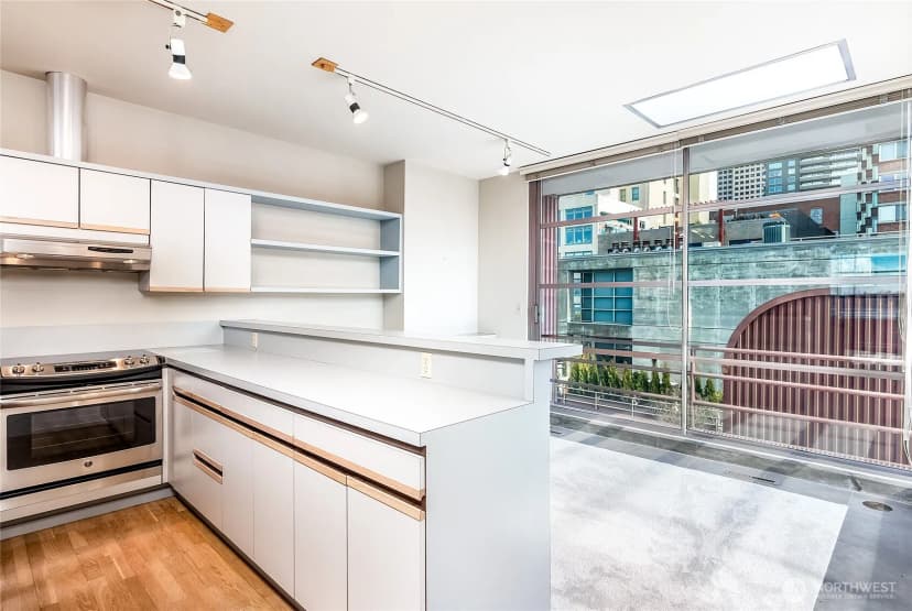 Property photo for 1425 Western Avenue #u403, Seattle photo 20