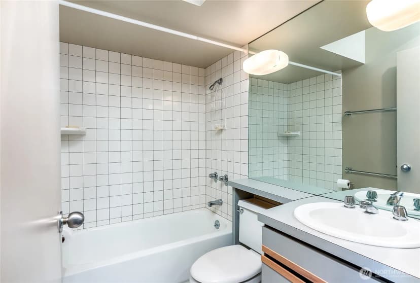 Property photo for 1425 Western Avenue #u403, Seattle photo 26