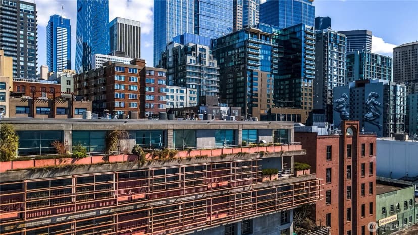 Property photo for 1425 Western Avenue #u403, Seattle photo 35