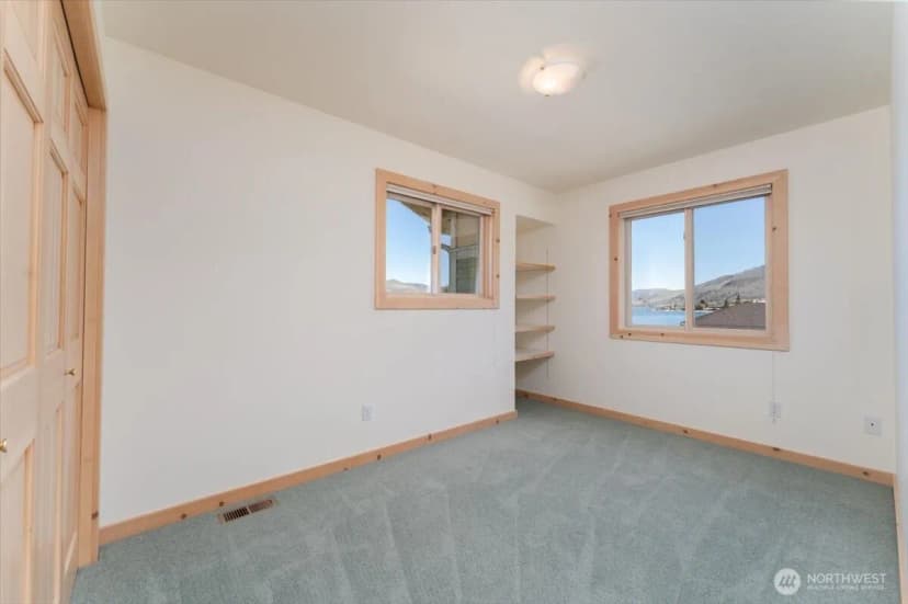 Property photo for 1606 S Lakeshore Road, Chelan photo 25