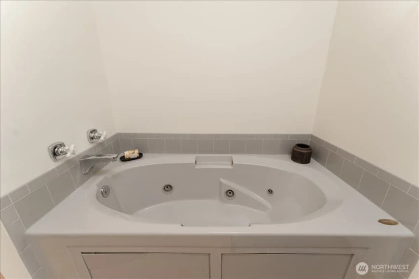 Property photo for 1606 S Lakeshore Road, Chelan photo 18