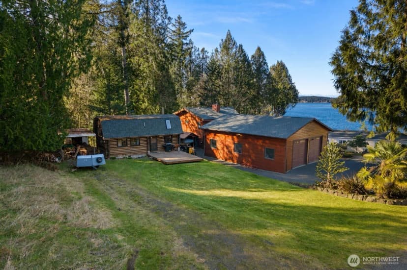 Property photo for 9905 Mariner Drive Nw, Olympia photo 4