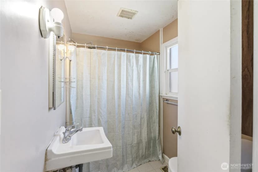 Property photo for 626 Highland Drive, Wenatchee photo 11