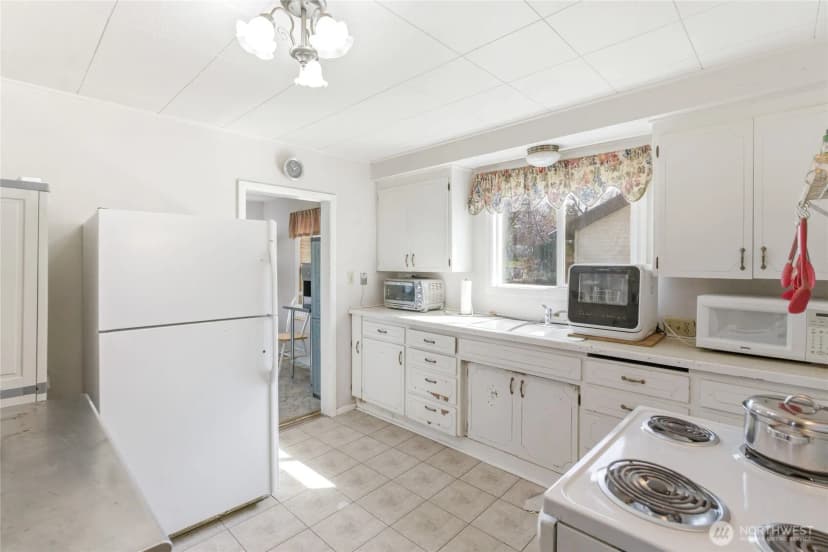 Property photo for 626 Highland Drive, Wenatchee photo 6