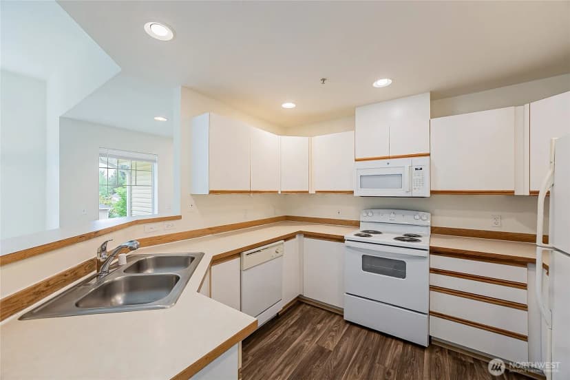 Property photo for 23210 59th Street S #12-5, Kent photo 11