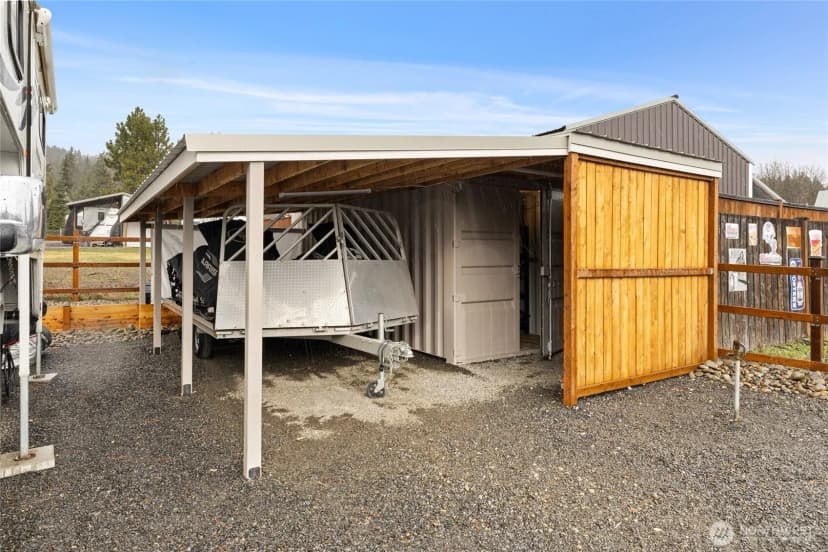 Property photo for 61 Ronald Ridge Drive, Ronald photo 33