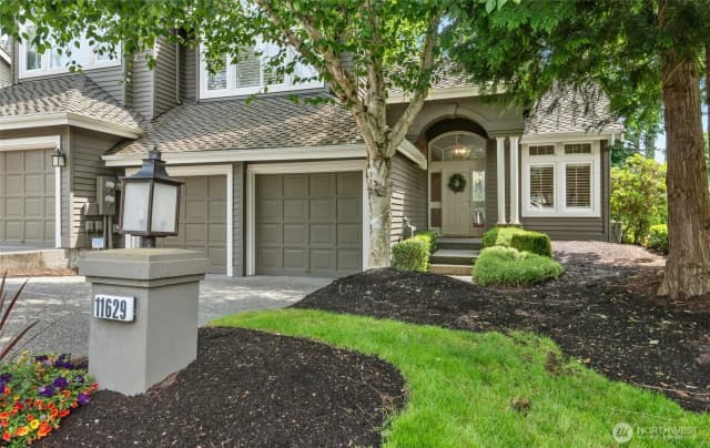 Property photo for 11629 E Oakmont Drive, Mukilteo