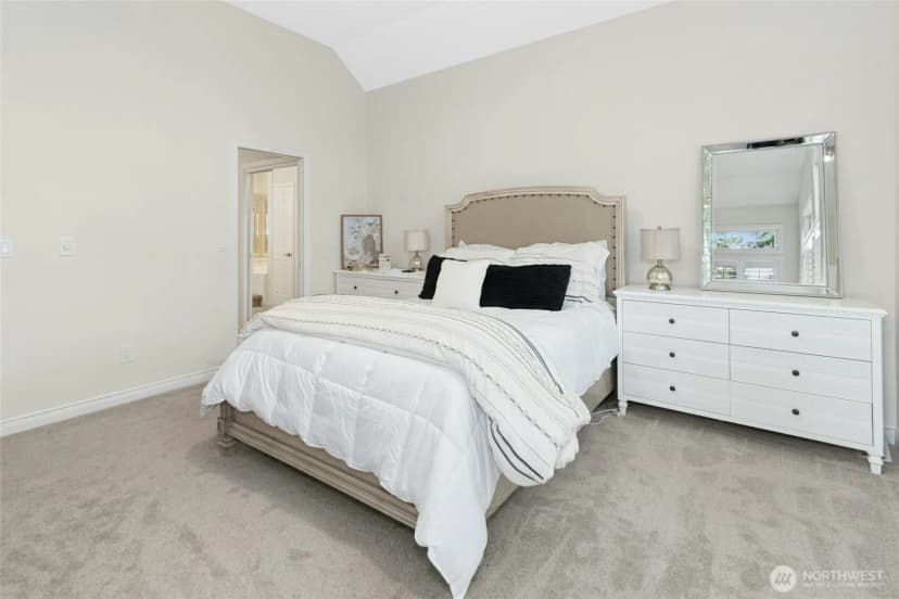 Property photo for 11629 E Oakmont Drive, Mukilteo photo 18