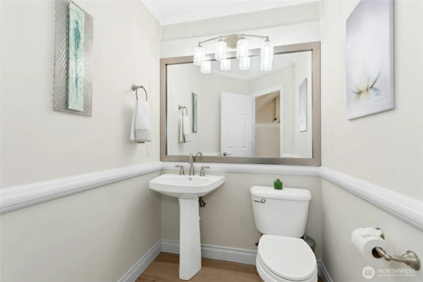 Property photo for 11629 E Oakmont Drive, Mukilteo photo 14