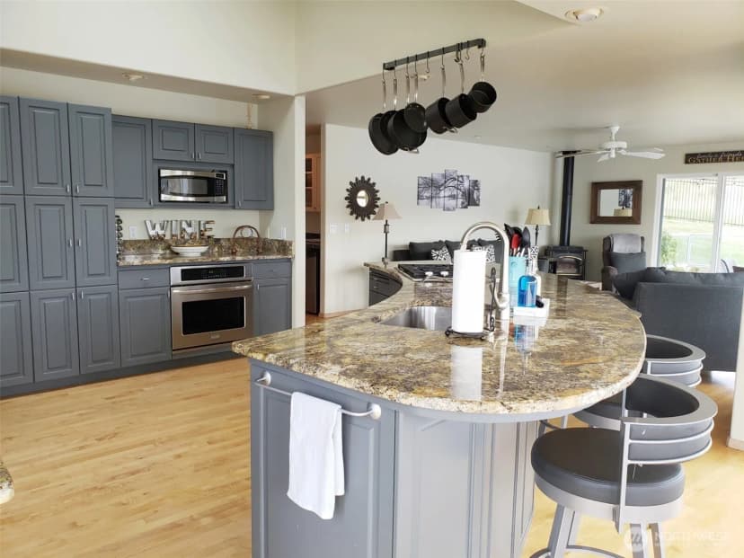 Property photo for 335 Henderson Road, Chelan photo 12