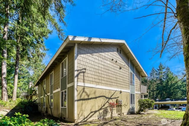 Property photo for 34214 1st Place S, Federal Way photo 2