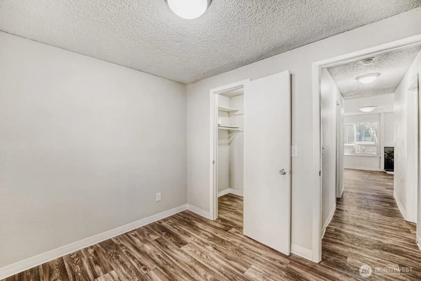 Property photo for 34214 1st Place S, Federal Way photo 13