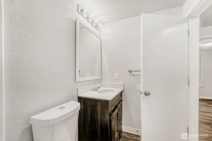 Property photo for 34214 1st Place S, Federal Way photo 16