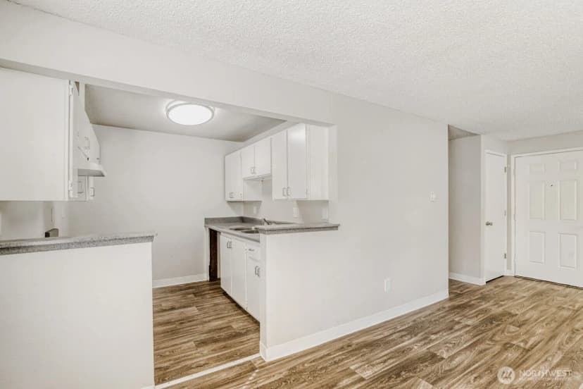 Property photo for 34214 1st Place S, Federal Way photo 8