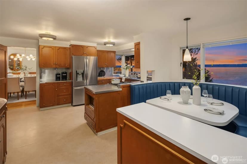 Property photo for 727 Sw 199th Place, Normandy Park photo 14