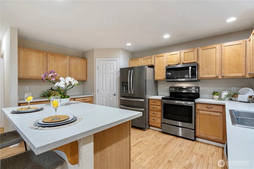Property photo for 1505 231st Avenue Se, Sammamish photo 10