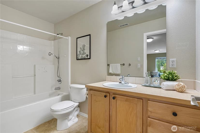 Property photo for 1505 231st Avenue Se, Sammamish photo 25