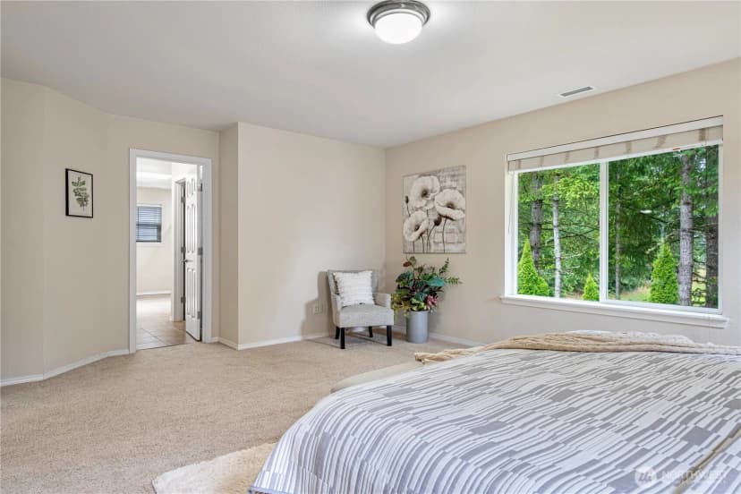 Property photo for 1505 231st Avenue Se, Sammamish photo 17
