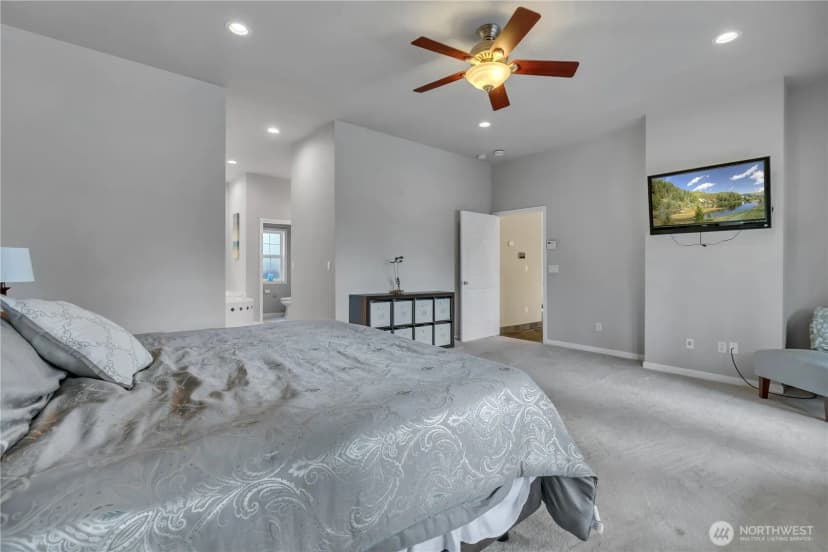 Property photo for 2504 5th Street Nw, Gig Harbor photo 19