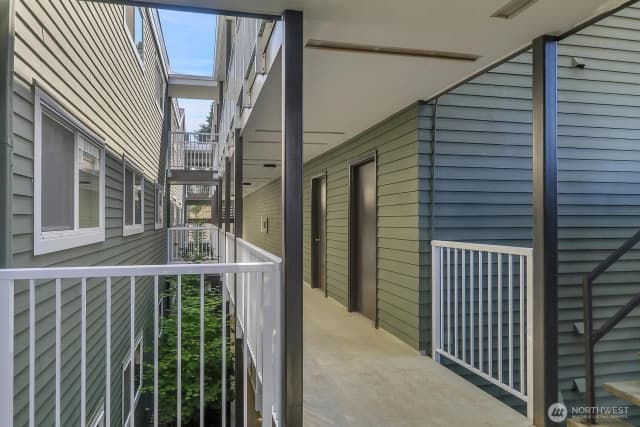 Property photo for 7924 212th Street Sw #211, Edmonds photo 3