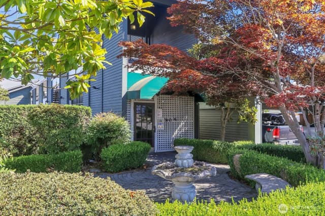 Property photo for 7924 212th Street Sw #211, Edmonds photo 2