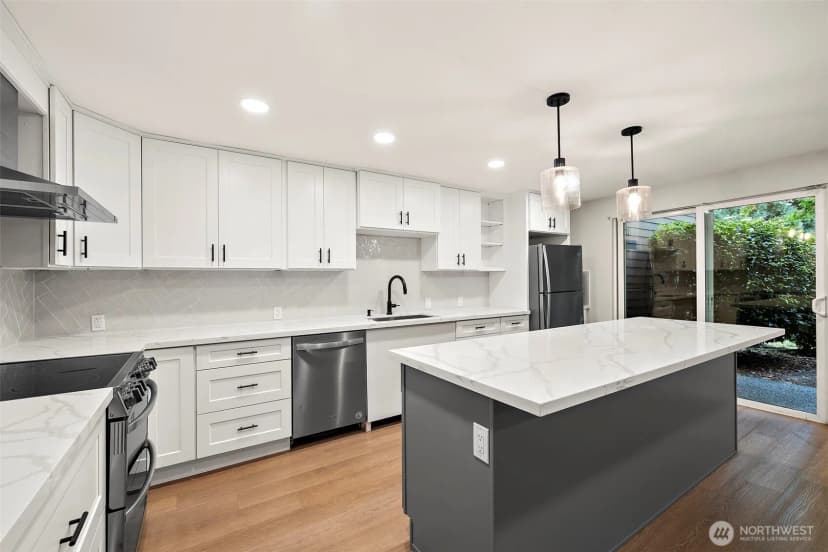 Property photo for 200 Mt Park Boulevard Sw #a103, Issaquah photo 7
