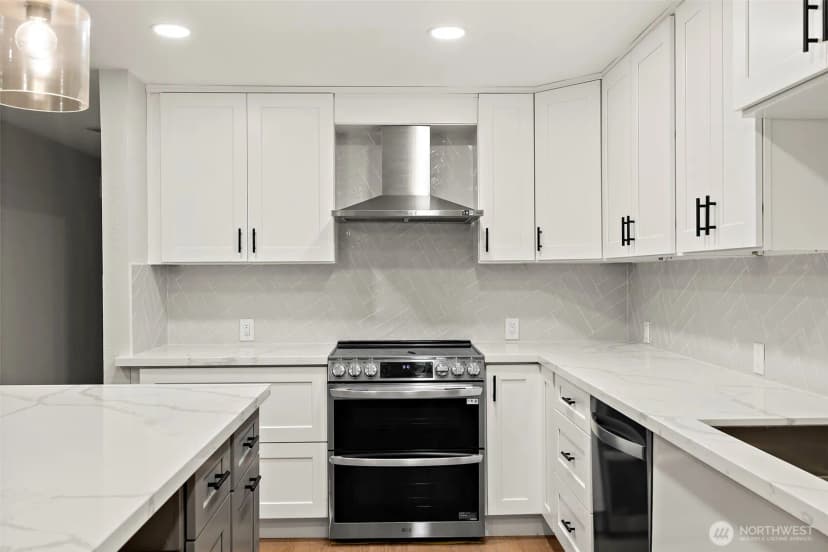 Property photo for 200 Mt Park Boulevard Sw #a103, Issaquah photo 10