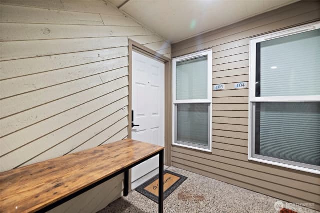 Property photo for 200 Mt Park Boulevard Sw #a103, Issaquah photo 4