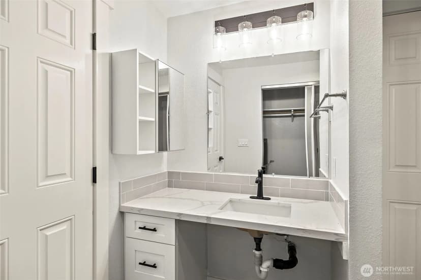 Property photo for 200 Mt Park Boulevard Sw #a103, Issaquah photo 22
