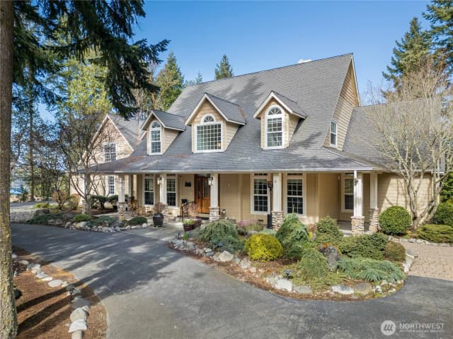 Property photo for 11 E Mindy Lane, Sequim photo 2