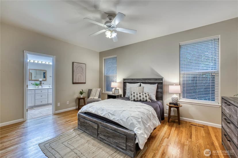 Property photo for 7061 Sw Dunraven Lane, Port Orchard photo 13