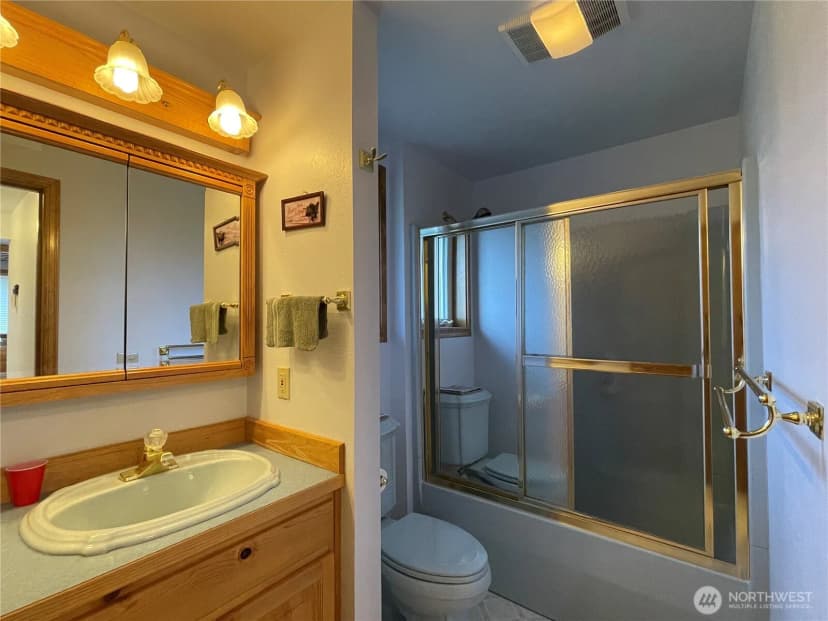 Property photo for 50 Doll Drive, Republic photo 22