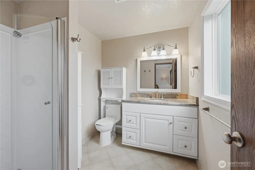 Property photo for 17507 29th Drive Se, Bothell photo 12
