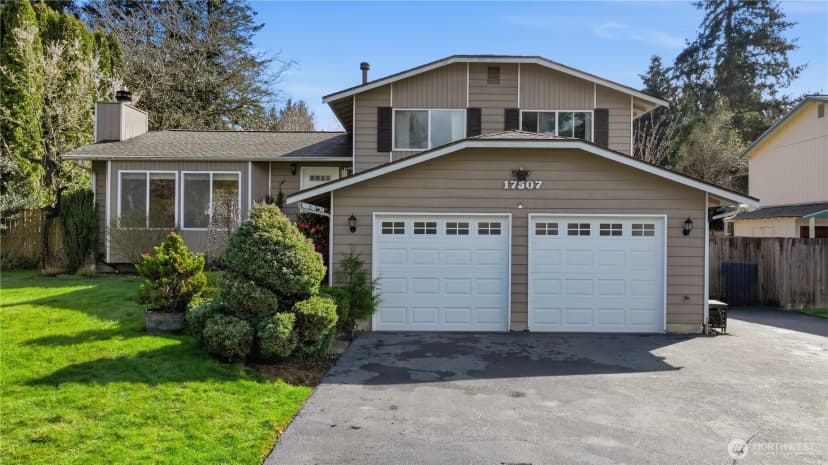 Property photo for 17507 29th Drive Se, Bothell photo 2