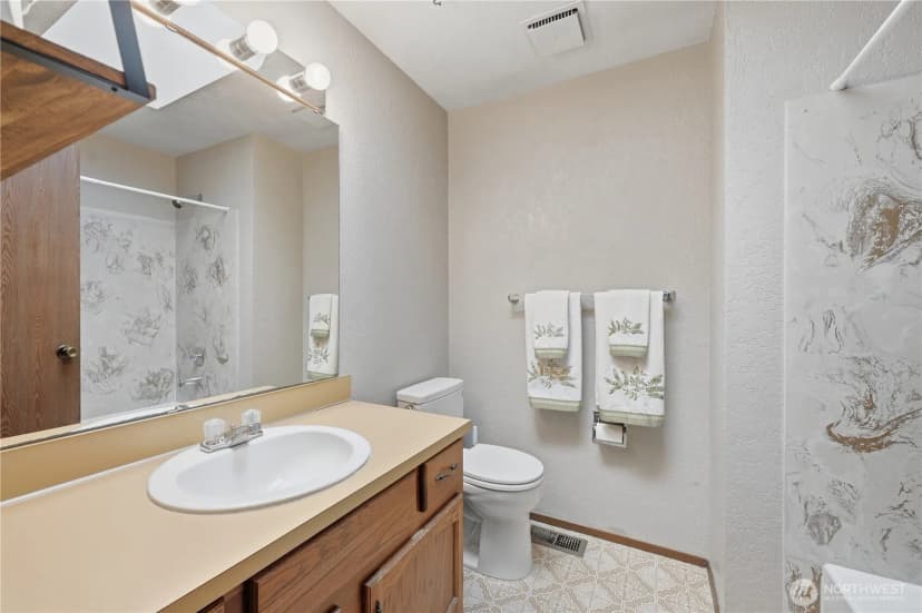 Property photo for 17507 29th Drive Se, Bothell photo 15