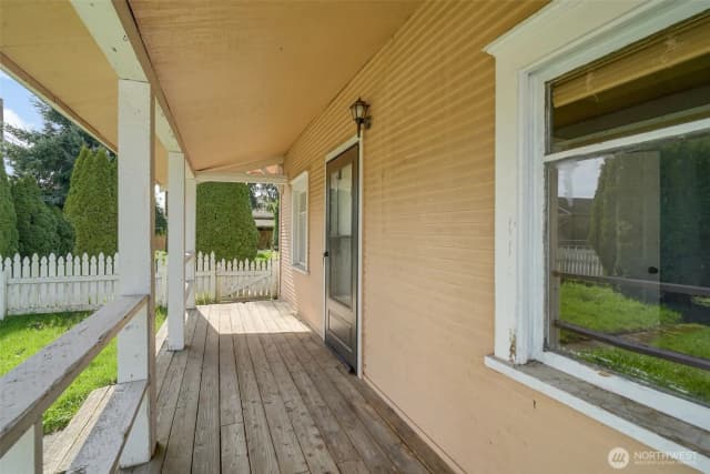 Property photo for 1013 S Tower Avenue, Centralia photo 4