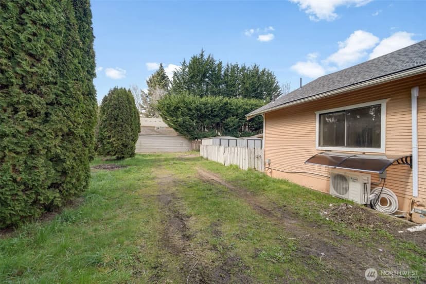 Property photo for 1013 S Tower Avenue, Centralia photo 28