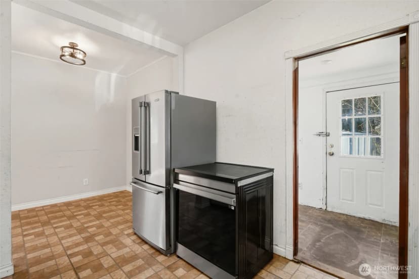 Property photo for 1013 S Tower Avenue, Centralia photo 21