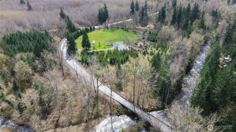 Property photo for 43420 Alder Cutoff Road E, Eatonville photo 25