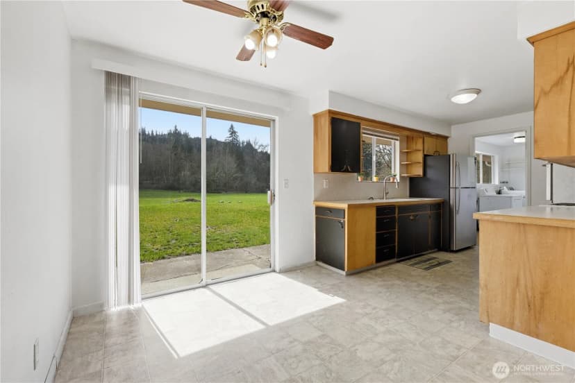 Property photo for 43420 Alder Cutoff Road E, Eatonville photo 7