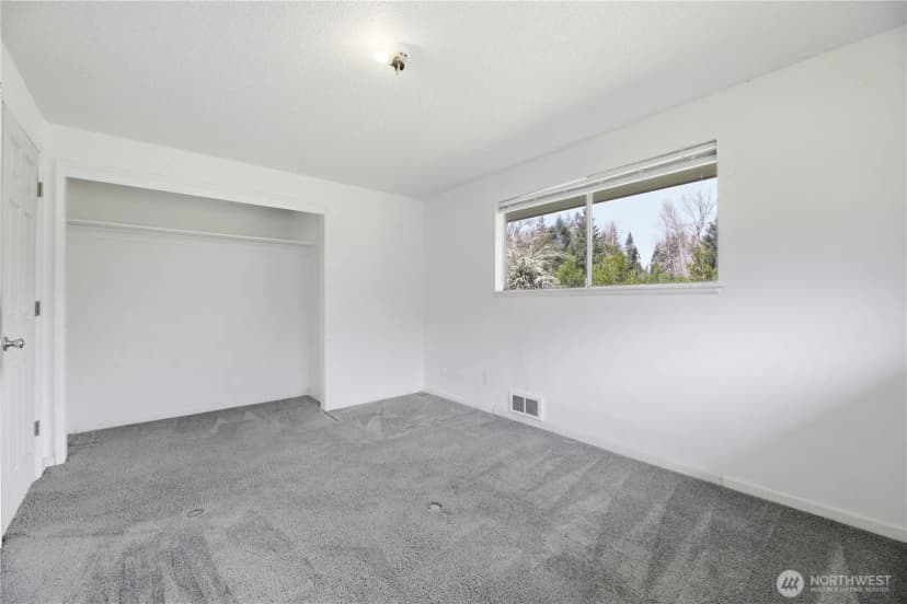 Property photo for 43420 Alder Cutoff Road E, Eatonville photo 17