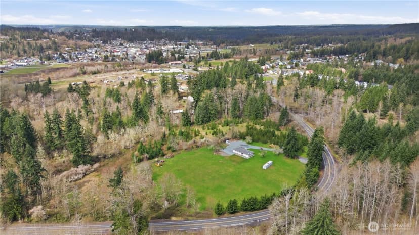 Property photo for 43420 Alder Cutoff Road E, Eatonville