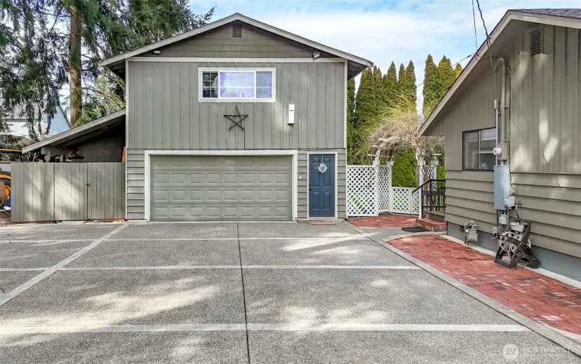 Property photo for 5209 87th Street Ct E, Tacoma photo 2