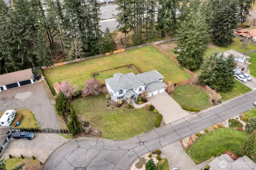 Property photo for 15416 33rd Avenue E, Tacoma photo 36